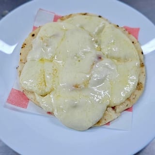 Arepa Con Queso